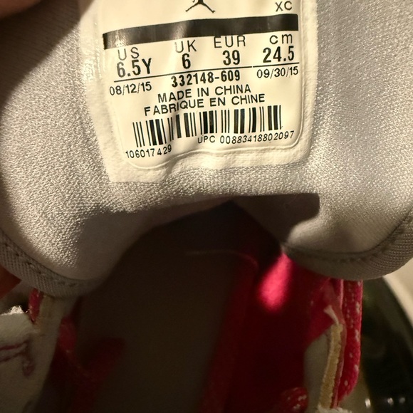 Jordan 1 Retro - Picture 5 of 5